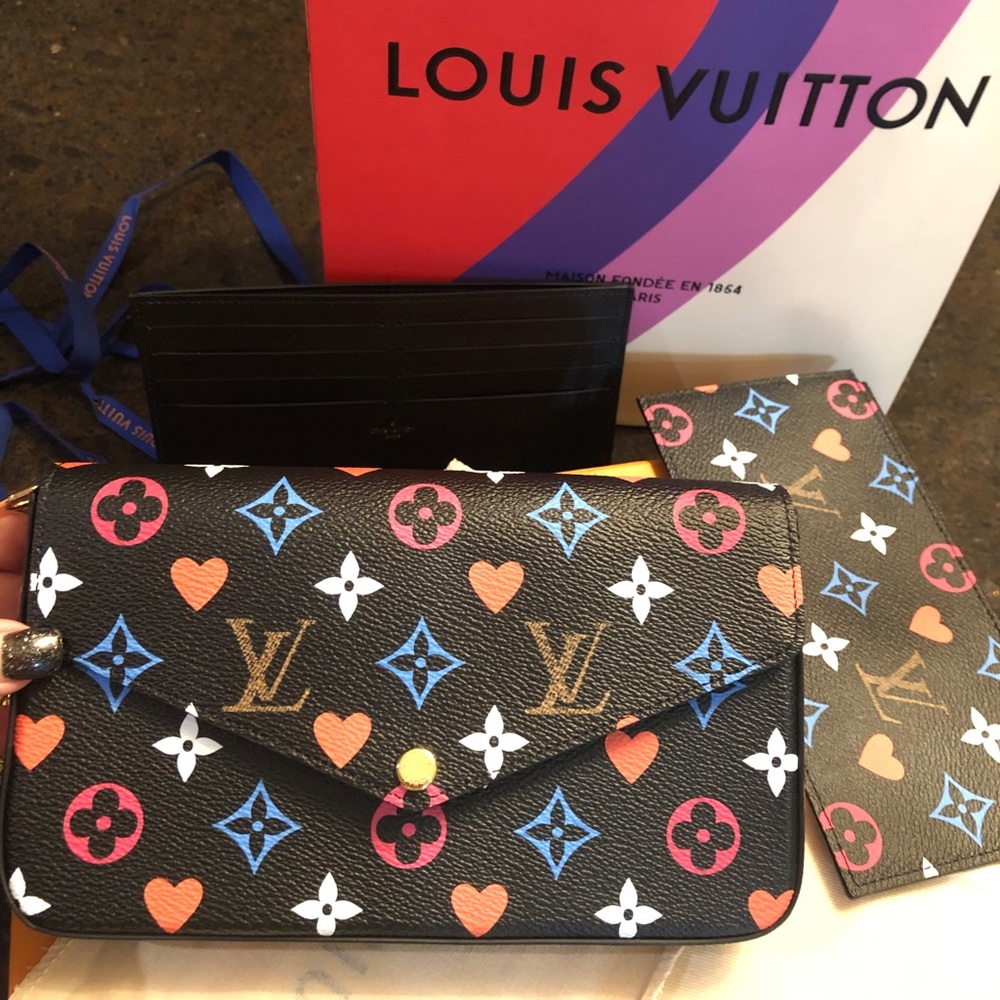 *SOLD* Louis Vuitton Felice Game On new handbag